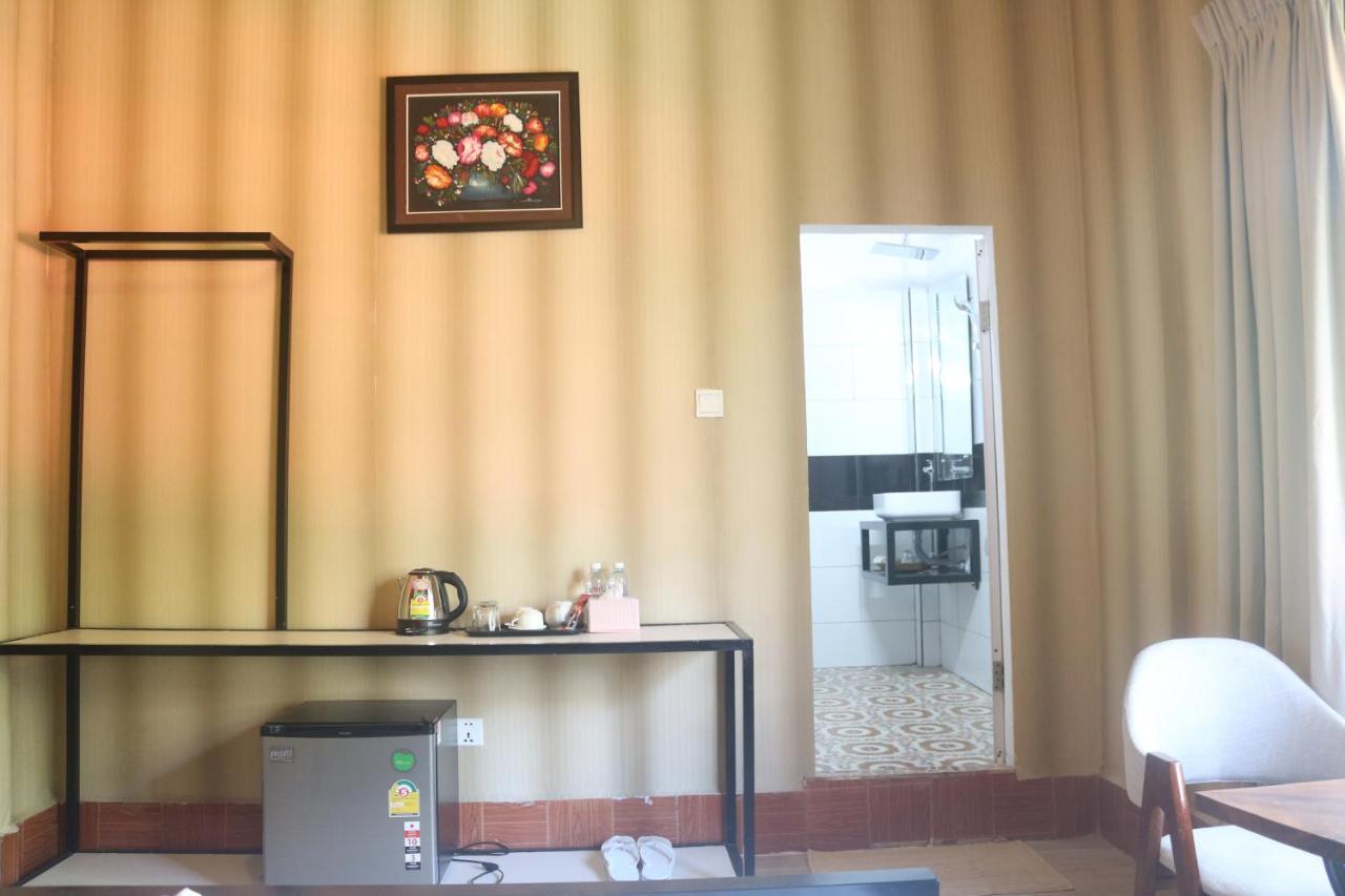 קמפוט Our House Bungalow מראה חיצוני תמונה