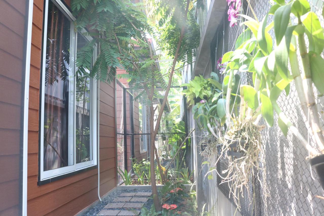 קמפוט Our House Bungalow מראה חיצוני תמונה